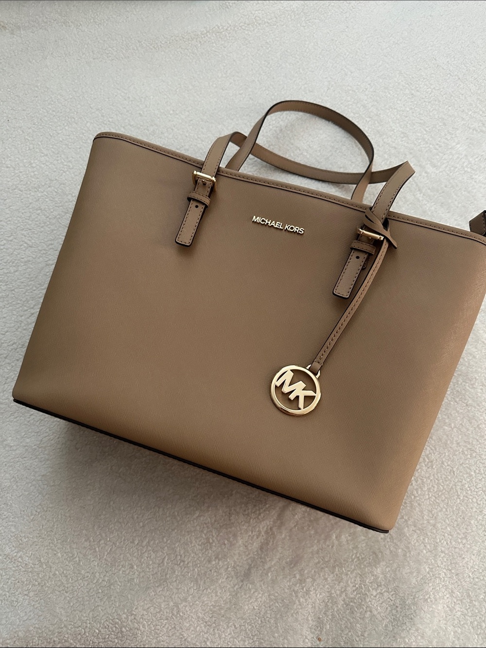 Michael Kors Jet Set Leather Tote Color Camel
